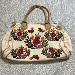 Embroidered Floral Cream Shoulder Bag